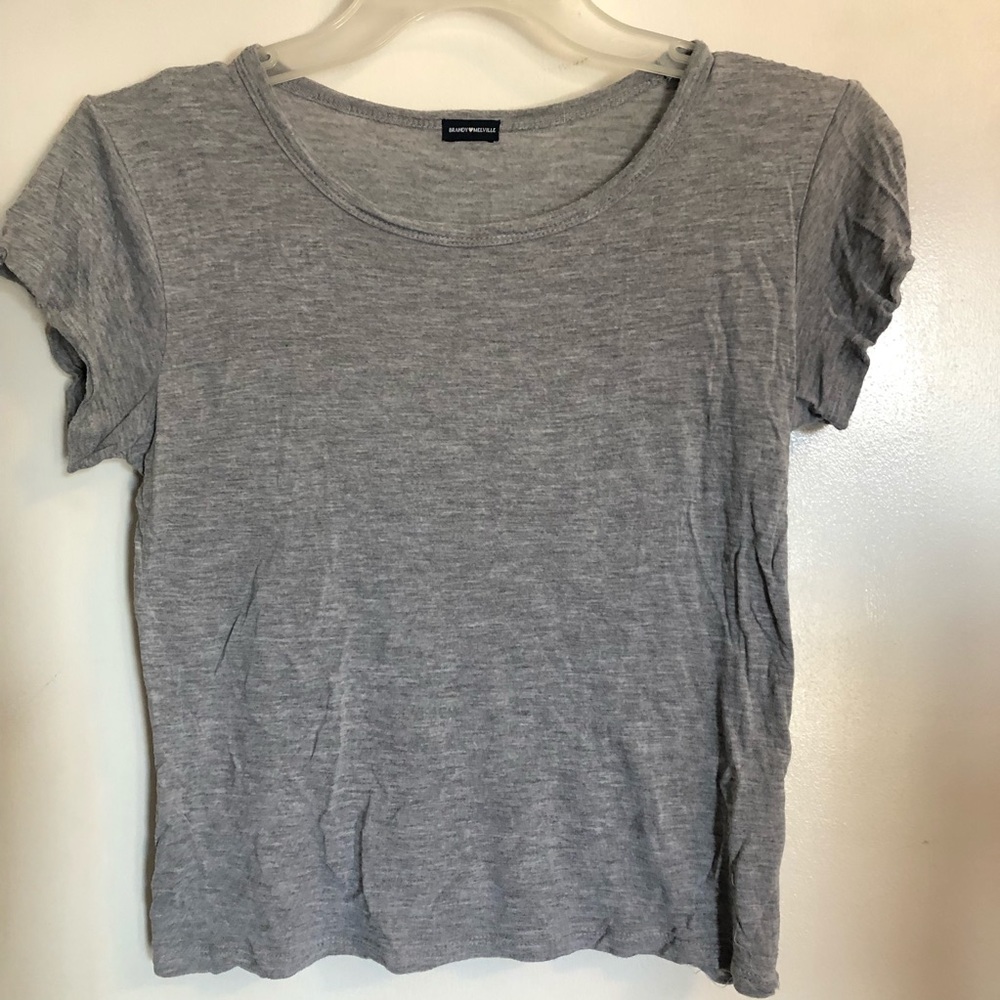 Brandy Melville tshirt